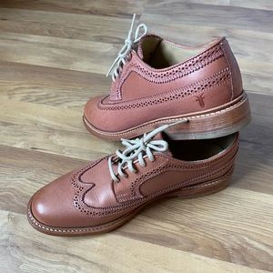 Frye Oxfords Wingtip Brogues pink blush leather pink stitching tie shoe laces